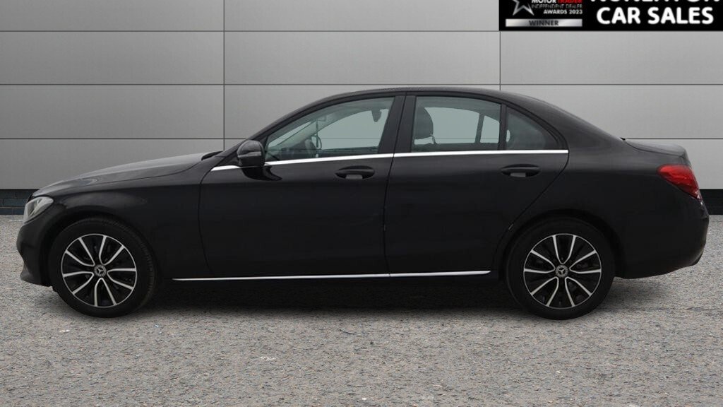 Used Mercedes-Benz C Class 2019 for sale - 77936643: Photo 5