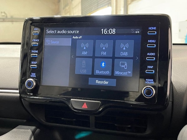 Used Toyota Yaris 2022 for sale - 75685145: Photo 11