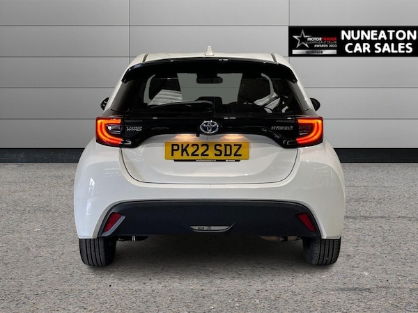 Used Toyota Yaris 2022 for sale - 75685145: Photo 4
