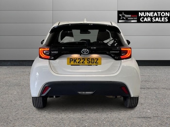 Used Toyota Yaris 2022 for sale - 75685145: Photo