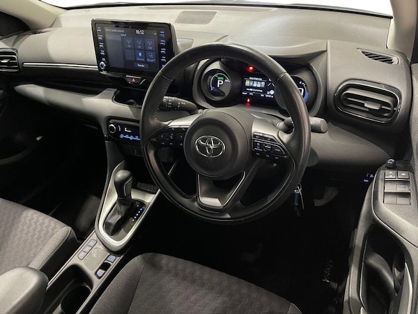 Used Toyota Yaris 2022 for sale - 75685145: Photo 9