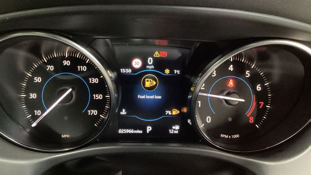 Used Jaguar XE 2019 for sale - 77140097: Photo 10