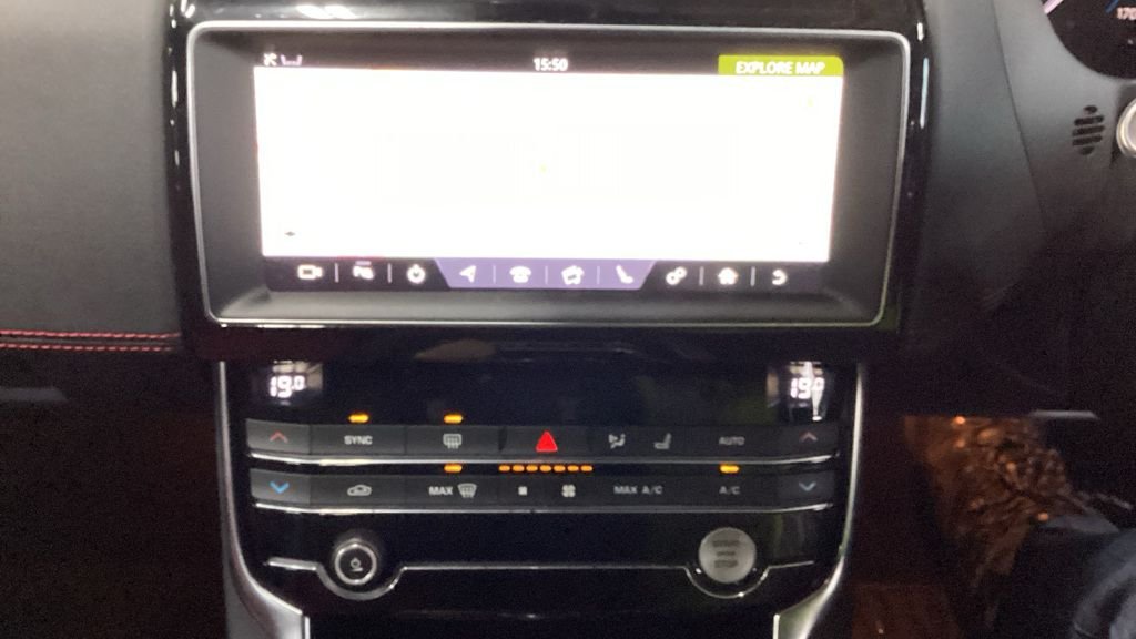 Used Jaguar XE 2019 for sale - 77140097: Photo 11