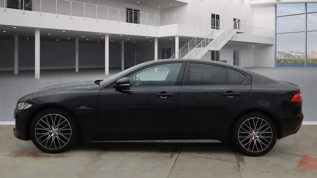 Used Jaguar XE 2019 for sale - 77140097: Photo 6
