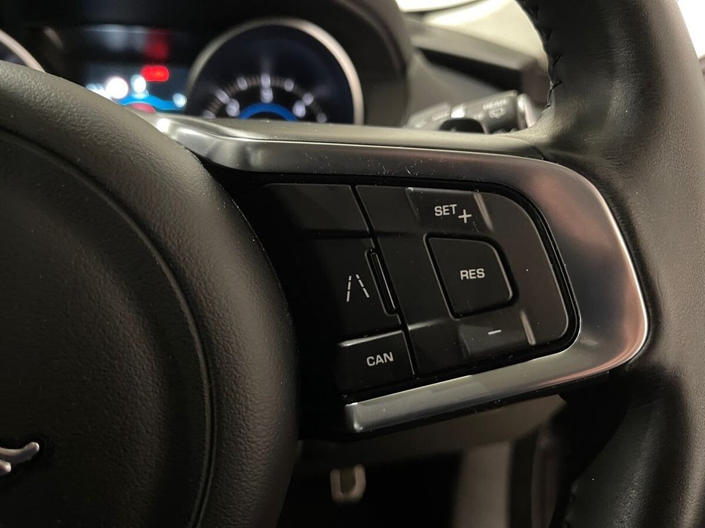 Used Jaguar F-Pace 2018 for sale - 77288394: Photo 25