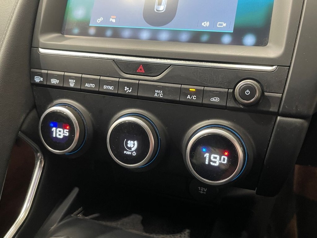 Used Jaguar E-Pace 2019 for sale - 77250177: Photo 17