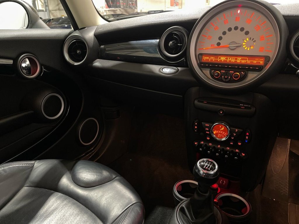 Used MINI Hatch 2013 for sale - 76632399: Photo 16