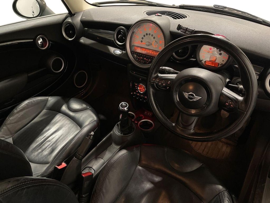 Used MINI Hatch 2013 for sale - 76632399: Photo 9