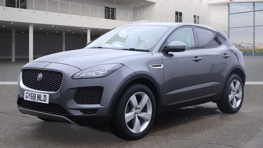 Used Jaguar E-Pace 2018 for sale - 76950553: Photo 2