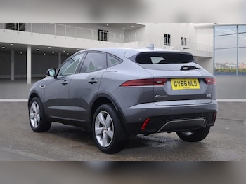 Used Jaguar E-Pace 2018 for sale - 76950553: Photo