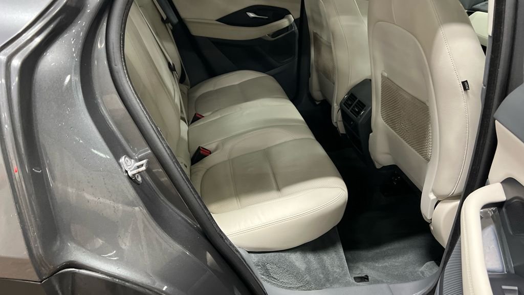 Used Jaguar E-Pace 2018 for sale - 76950553: Photo 8