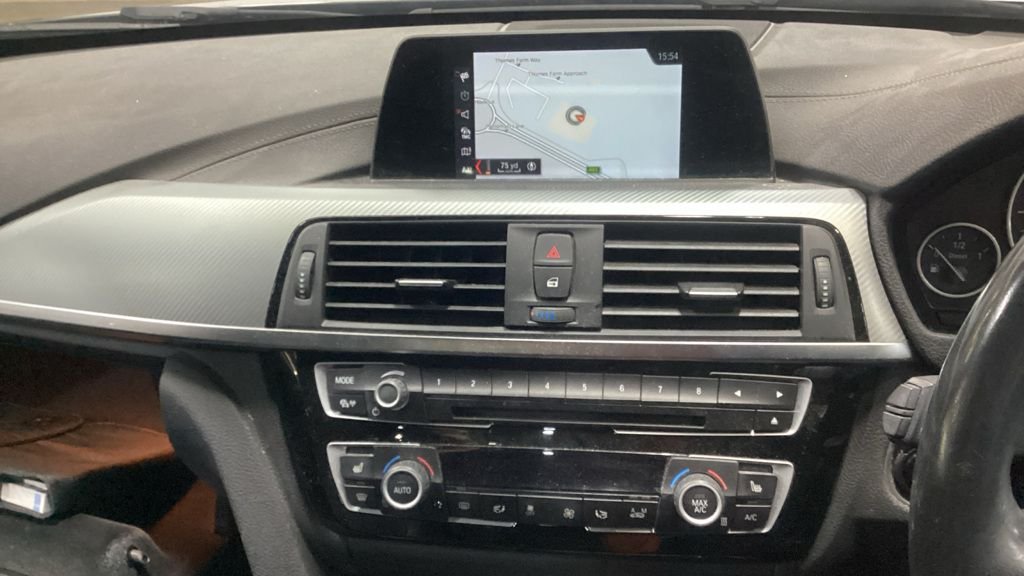 Used BMW 3 Series 2018 for sale - 76356450: Photo 11