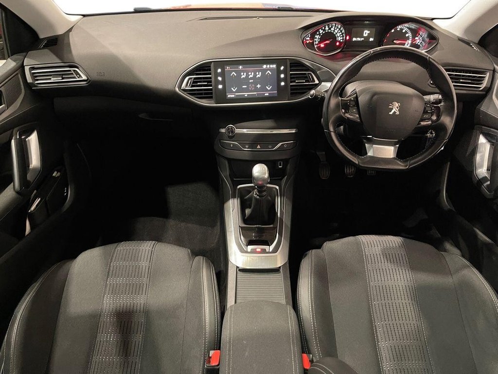 Used Peugeot 308 2018 for sale - 76698334: Photo 8