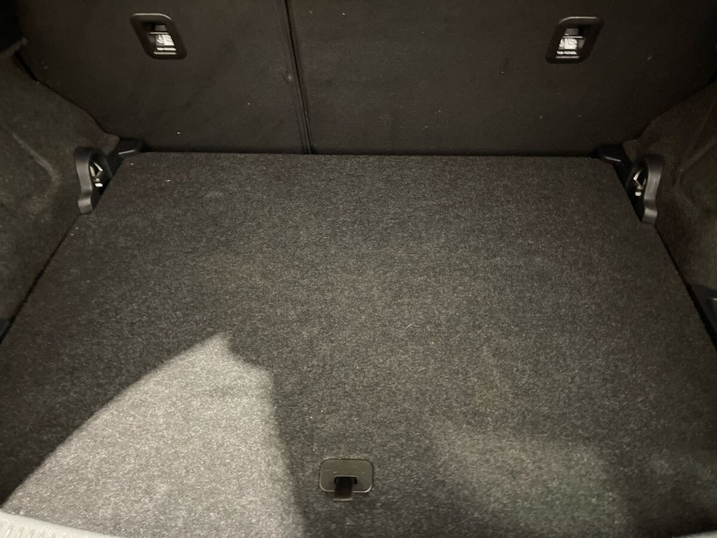 Used Toyota Auris 2013 for sale - 77820811: Photo 28