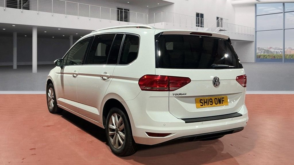 Used Volkswagen Touran 2019 for sale - 76792265: Photo 3