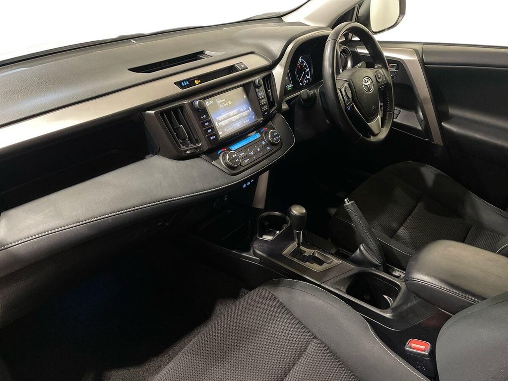 Used Toyota RAV4 2018 for sale - 77879625: Photo 14