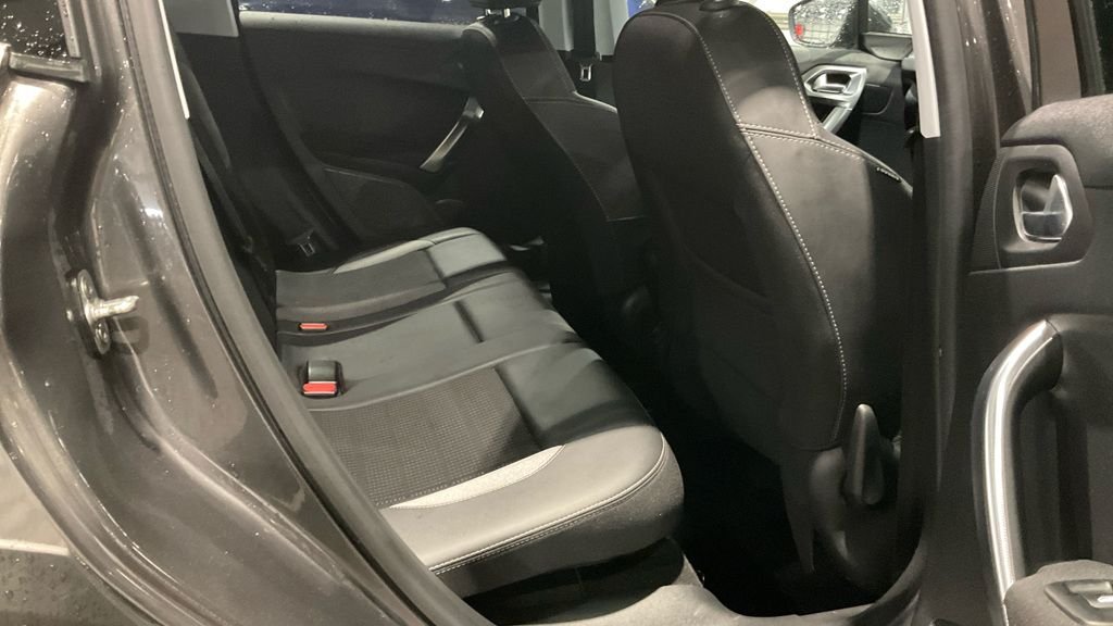 Used Peugeot 2008 2018 for sale - 76535756: Photo 8