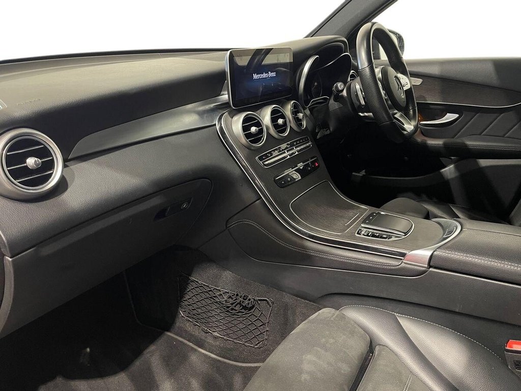 Used Mercedes-Benz GLC 2019 for sale - 76610297: Photo 14