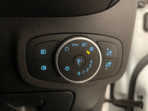 Used Ford Fiesta 2018 for sale - 76132682: Photo 29