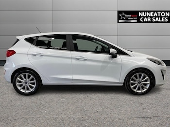 Used Ford Fiesta 2018 for sale - 76132682: Photo 2