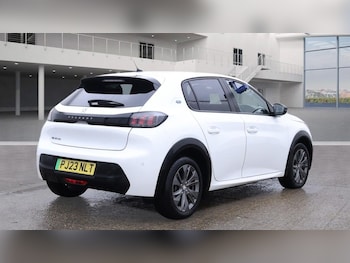 Used Peugeot 208 2023 for sale - 76966181: Photo