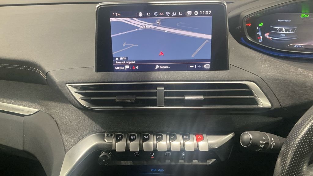 Used Peugeot 3008 2018 for sale - 76558486: Photo 11