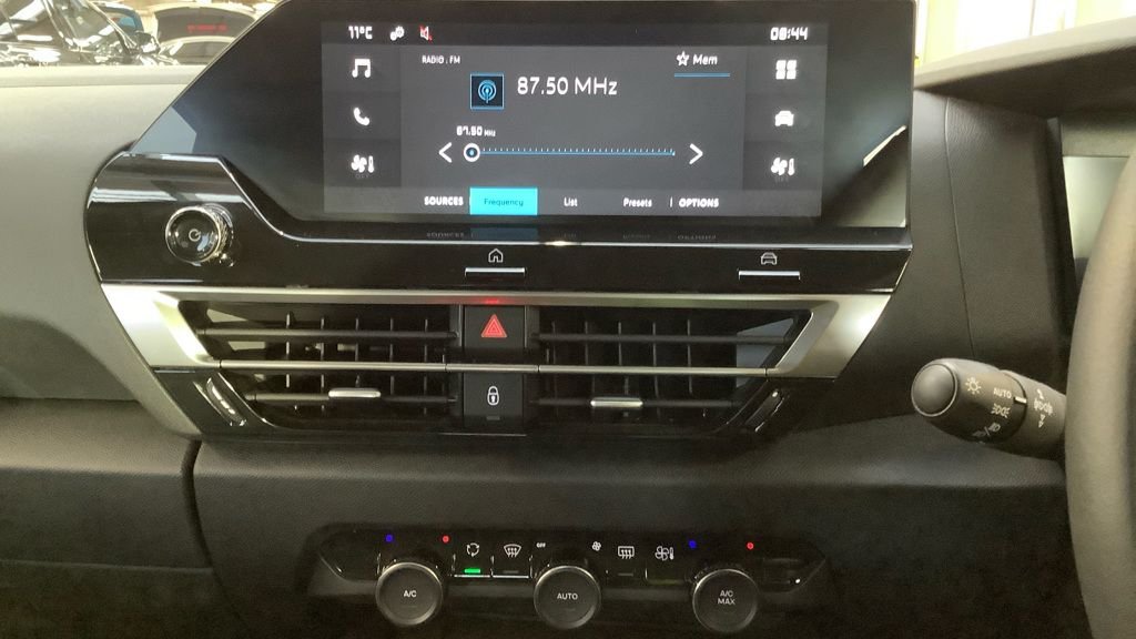 Used Citroen C4 2023 for sale - 76536149: Photo 11