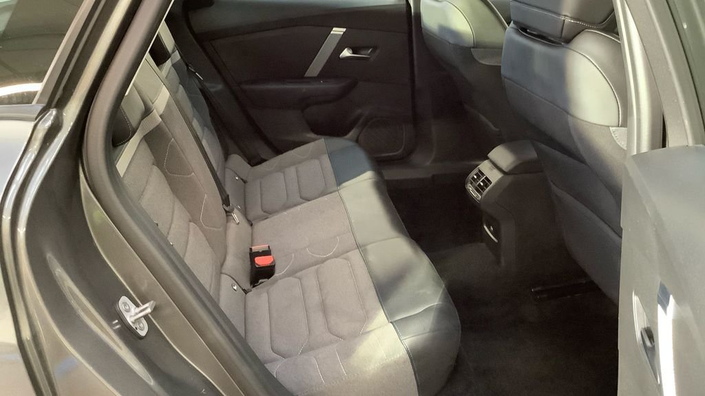 Used Citroen C4 2023 for sale - 76536149: Photo 8