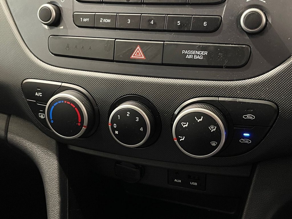 Used Hyundai i10 2018 for sale - 76106067: Photo 12