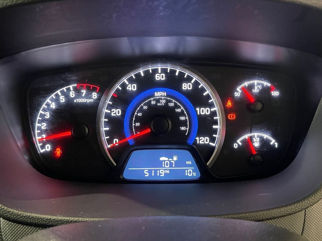 Used Hyundai i10 2018 for sale - 76106067: Photo 14