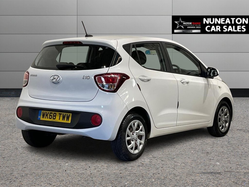 Used Hyundai i10 2018 for sale - 76106067: Photo 3