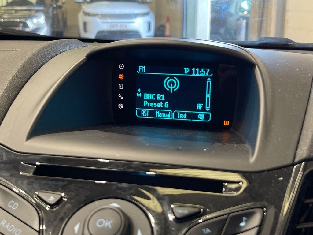 Used Ford Fiesta 2014 for sale - 77850332: Photo 11