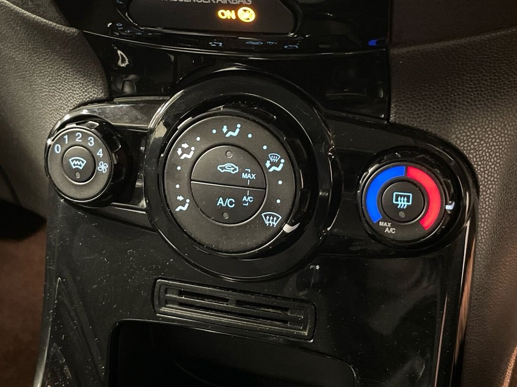 Used Ford Fiesta 2014 for sale - 77850332: Photo 17