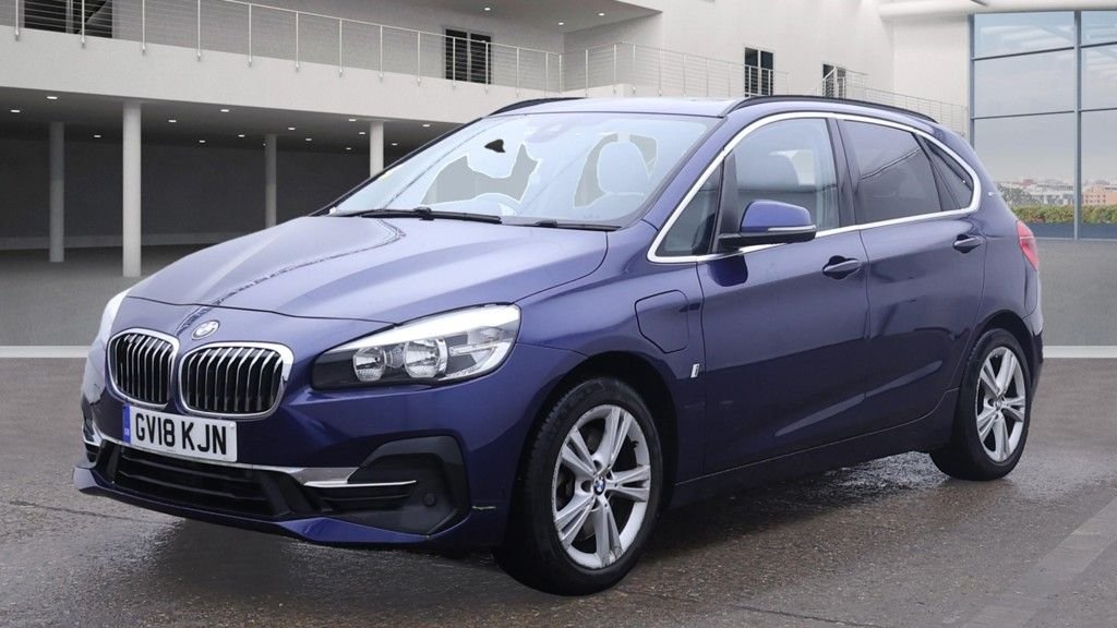 Used BMW 2 Series 2018 for sale - 76570300: Photo 2