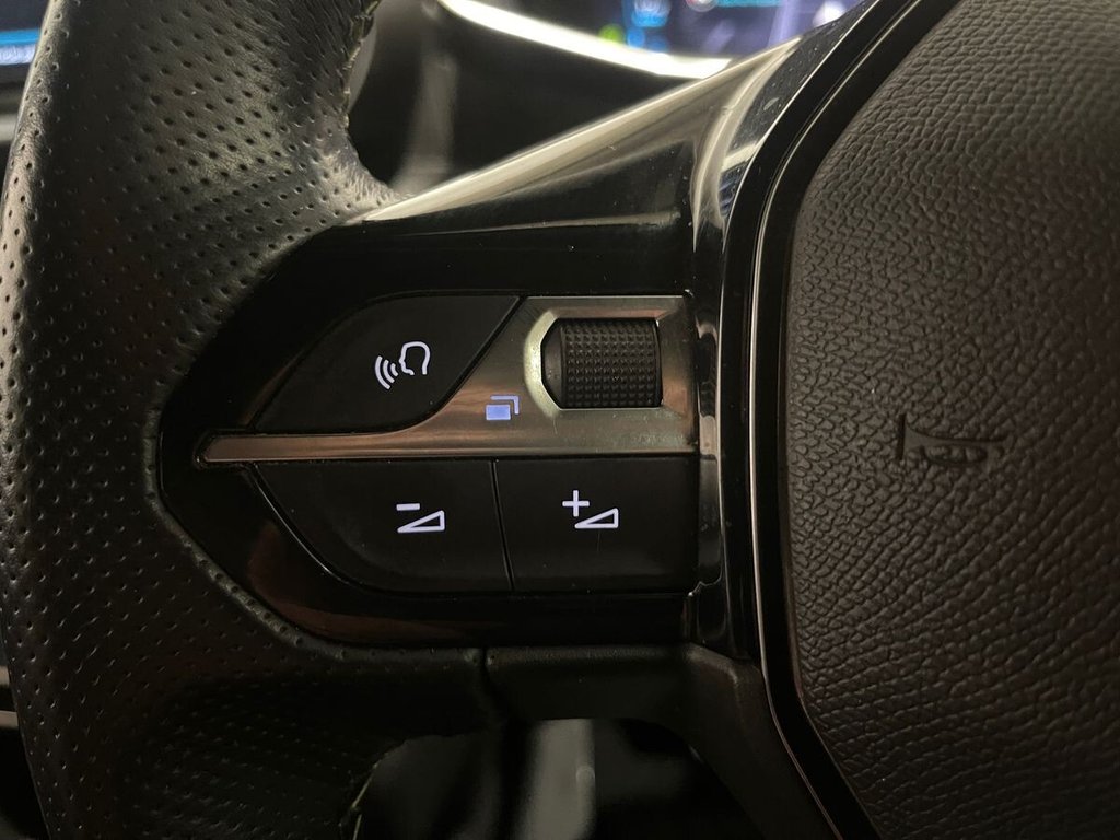 Used Peugeot E-2008 2020 for sale - 77089041: Photo 19