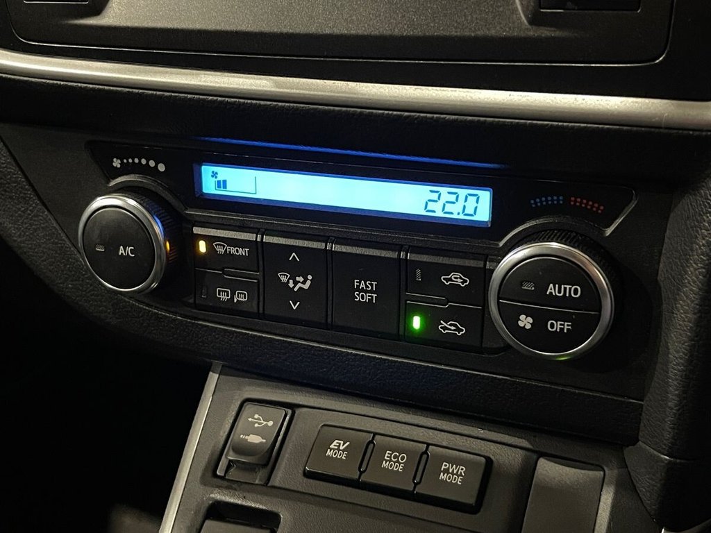 Used Toyota Auris 2014 for sale - 76547161: Photo 17