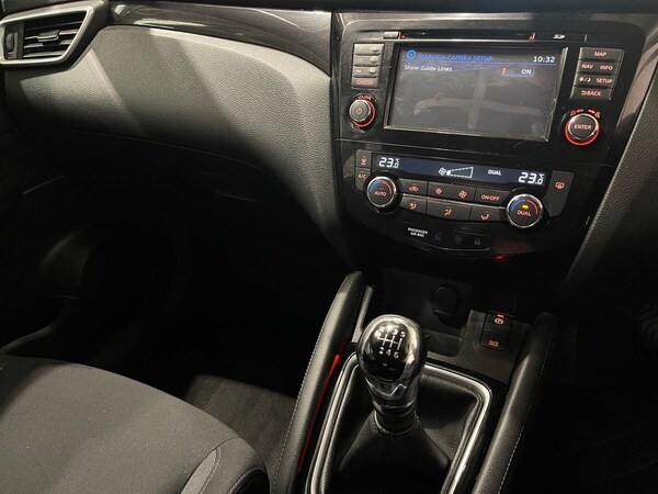 Used Nissan Qashqai 2018 for sale - 76132511: Photo 14