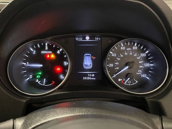 Used Nissan Qashqai 2018 for sale - 76132511: Photo 19