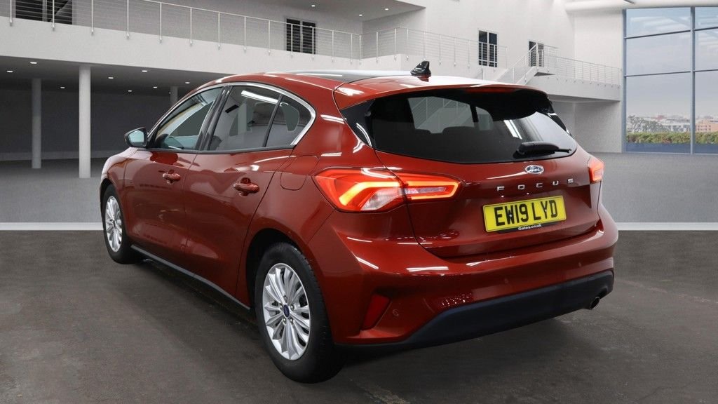 Used Ford Focus 2019 for sale - 76617662: Photo 3