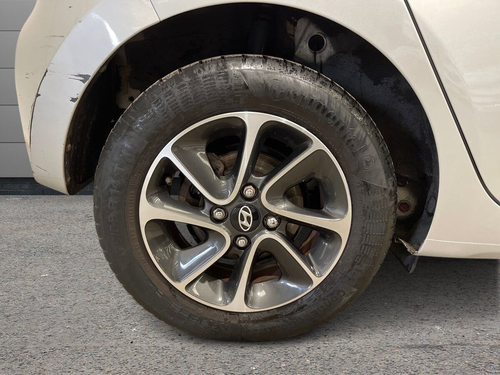 Used Hyundai i10 2019 for sale - 77593719: Photo 12