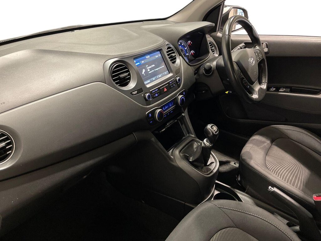 Used Hyundai i10 2019 for sale - 77593719: Photo 14