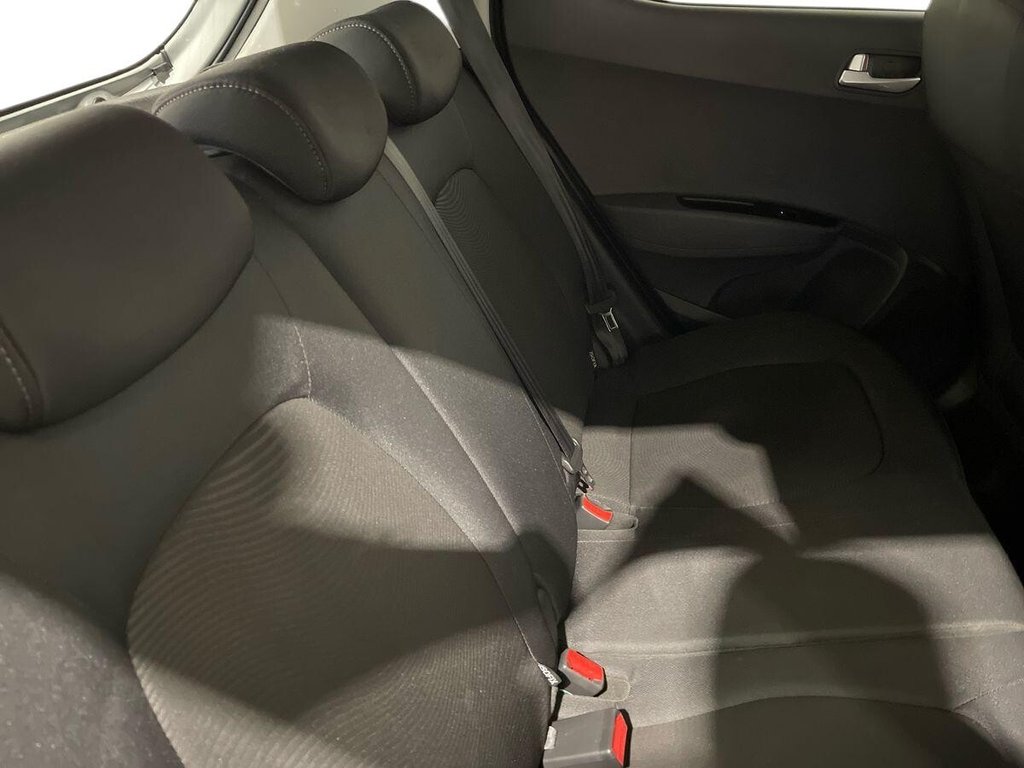 Used Hyundai i10 2019 for sale - 77593719: Photo 25