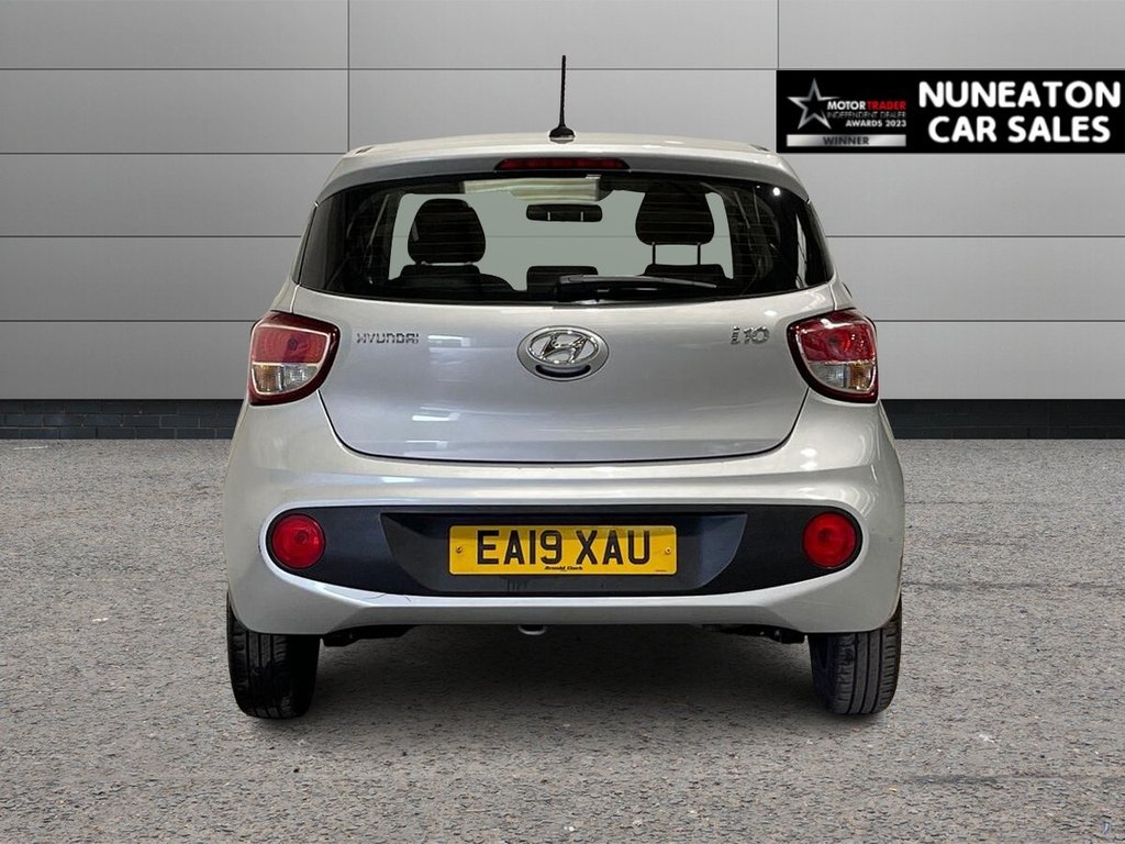 Used Hyundai i10 2019 for sale - 77593719: Photo 4