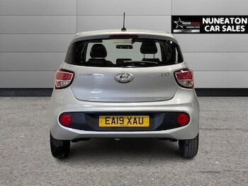Used Hyundai i10 2019 for sale - 77593719: Photo