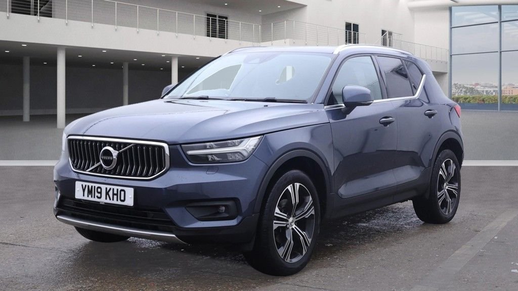 Used Volvo XC40 2019 for sale - 76950532: Photo 2