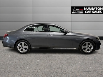 Used Mercedes-Benz E-Class 2018 for sale - 76245176: Photo 2