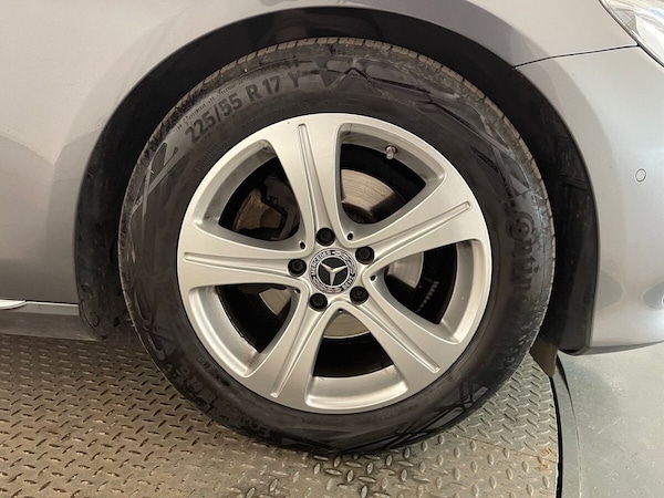 Used Mercedes-Benz E-Class 2018 for sale - 76245176: Photo 30