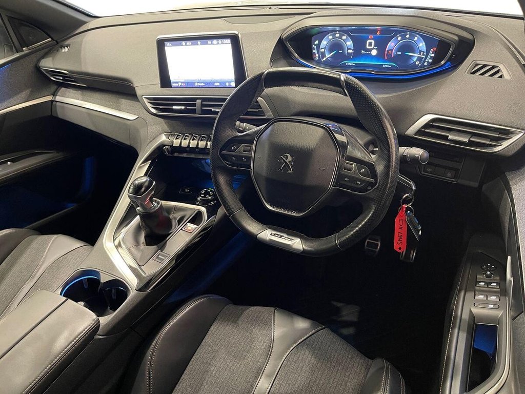 Used Peugeot 3008 2017 for sale - 76909780: Photo 9