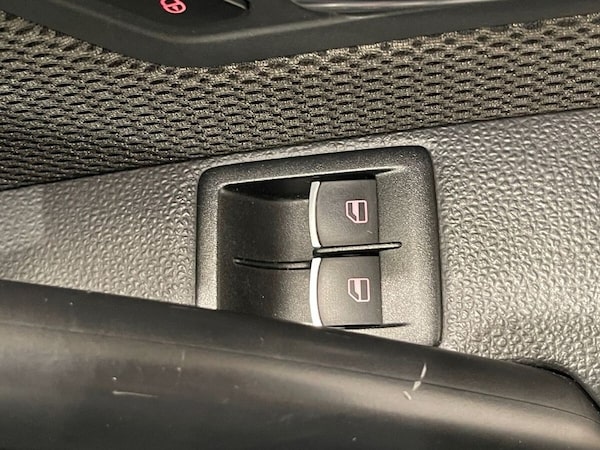 Used Volkswagen Scirocco 2018 for sale - 75573101: Photo 18