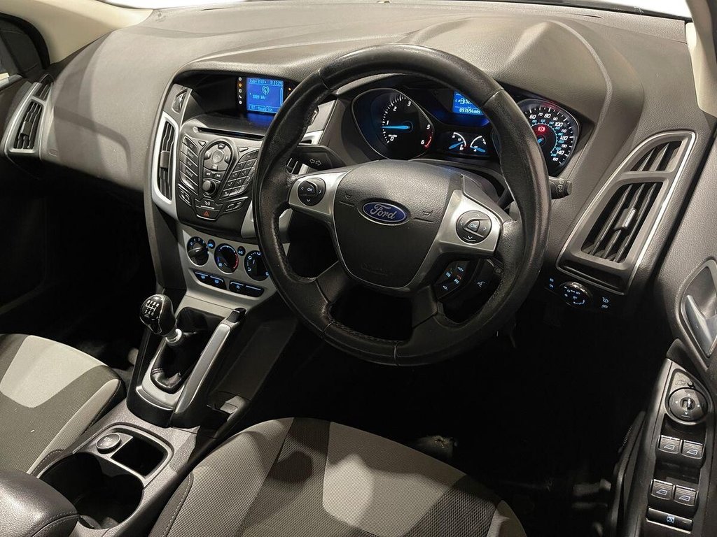 Used Ford Focus 2012 for sale - 77188440: Photo 9